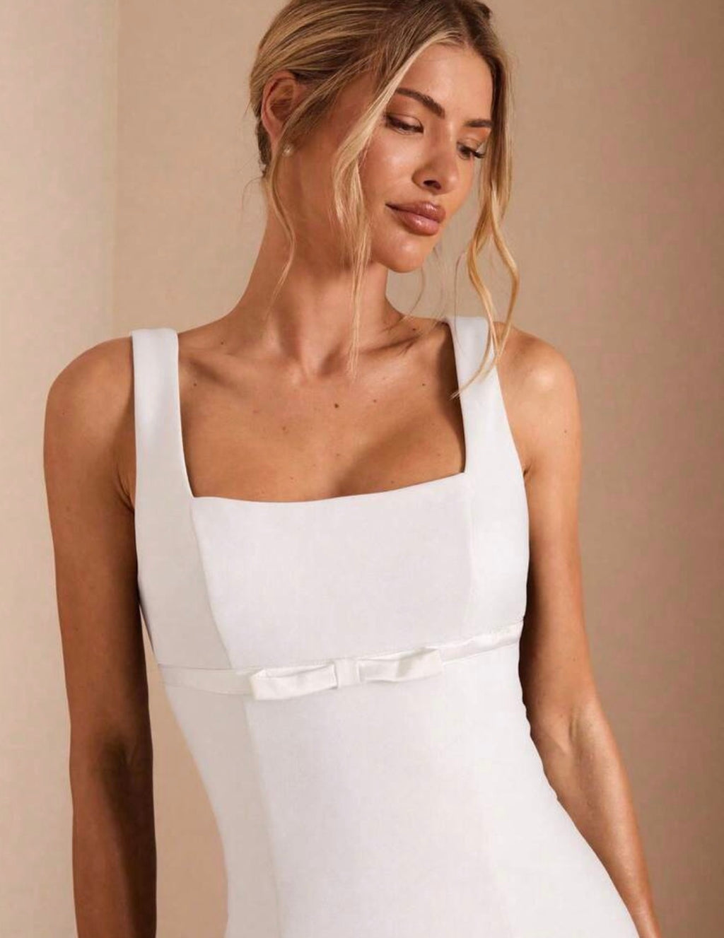 Vestido escote