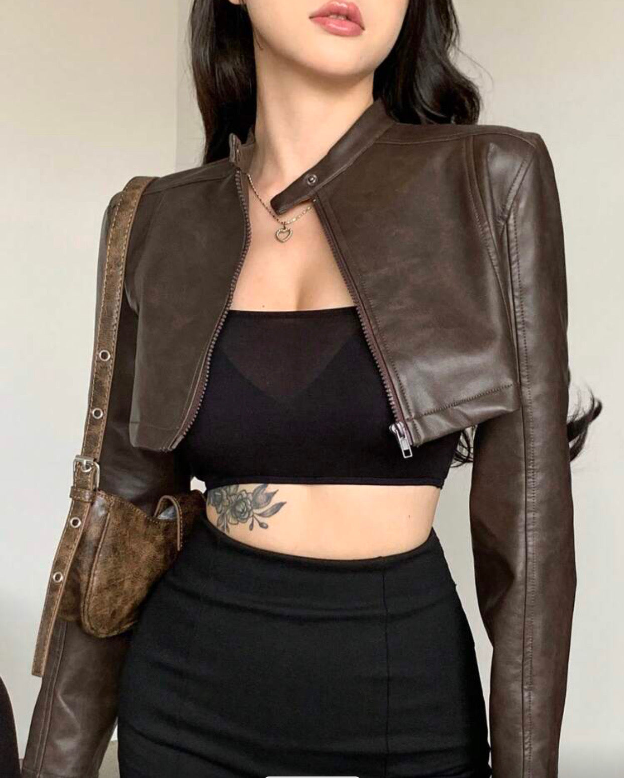 Chaqueta cuero corta