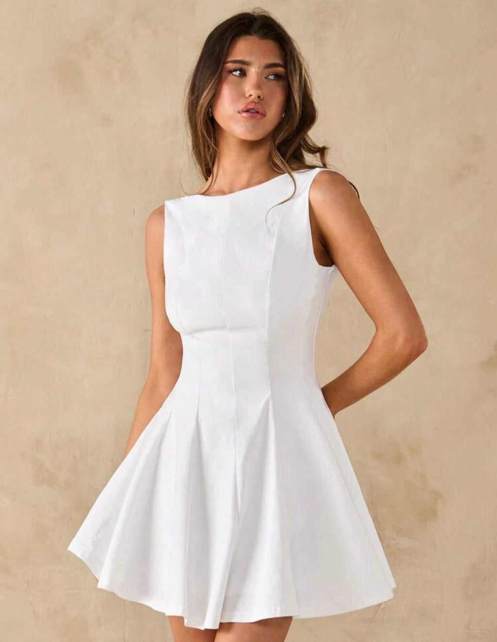 Vestido con escote