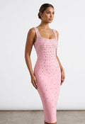 Vestido con perlas brillantes
