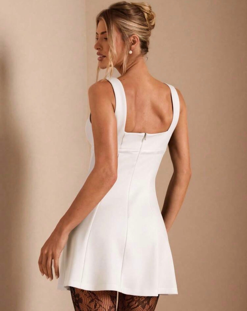 Vestido escote