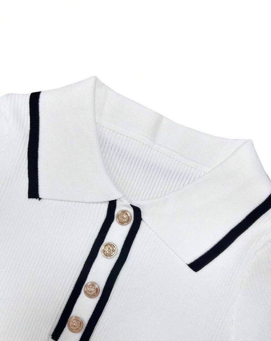 Polera con cuello