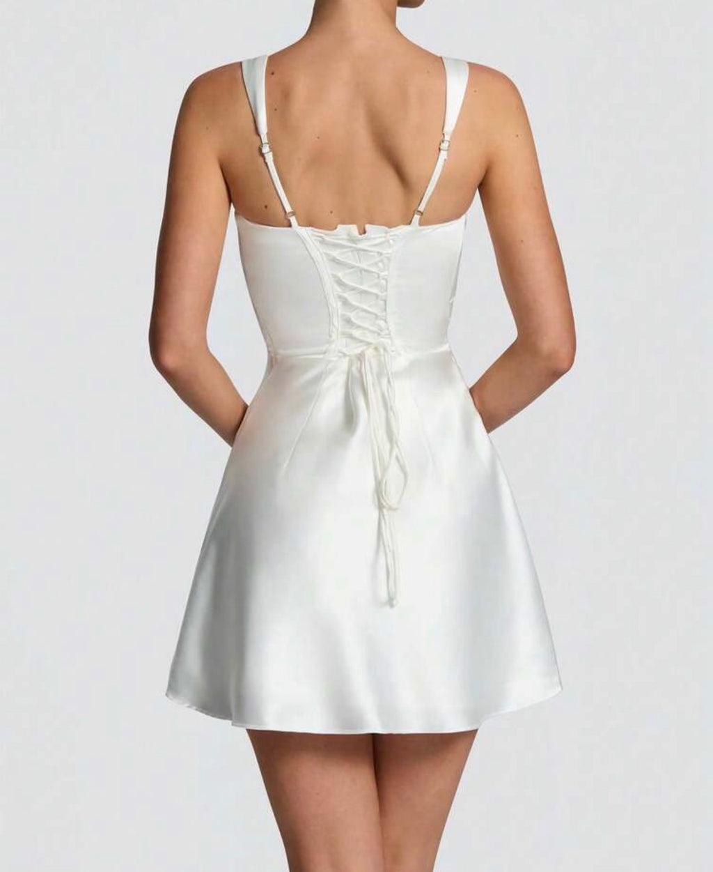Vestido de satén