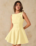 Vestido con escote