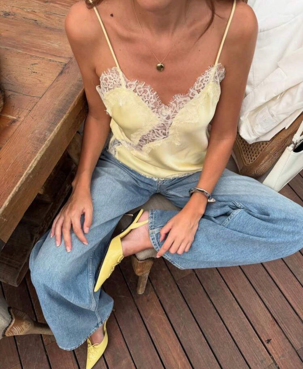 Blusa con encaje