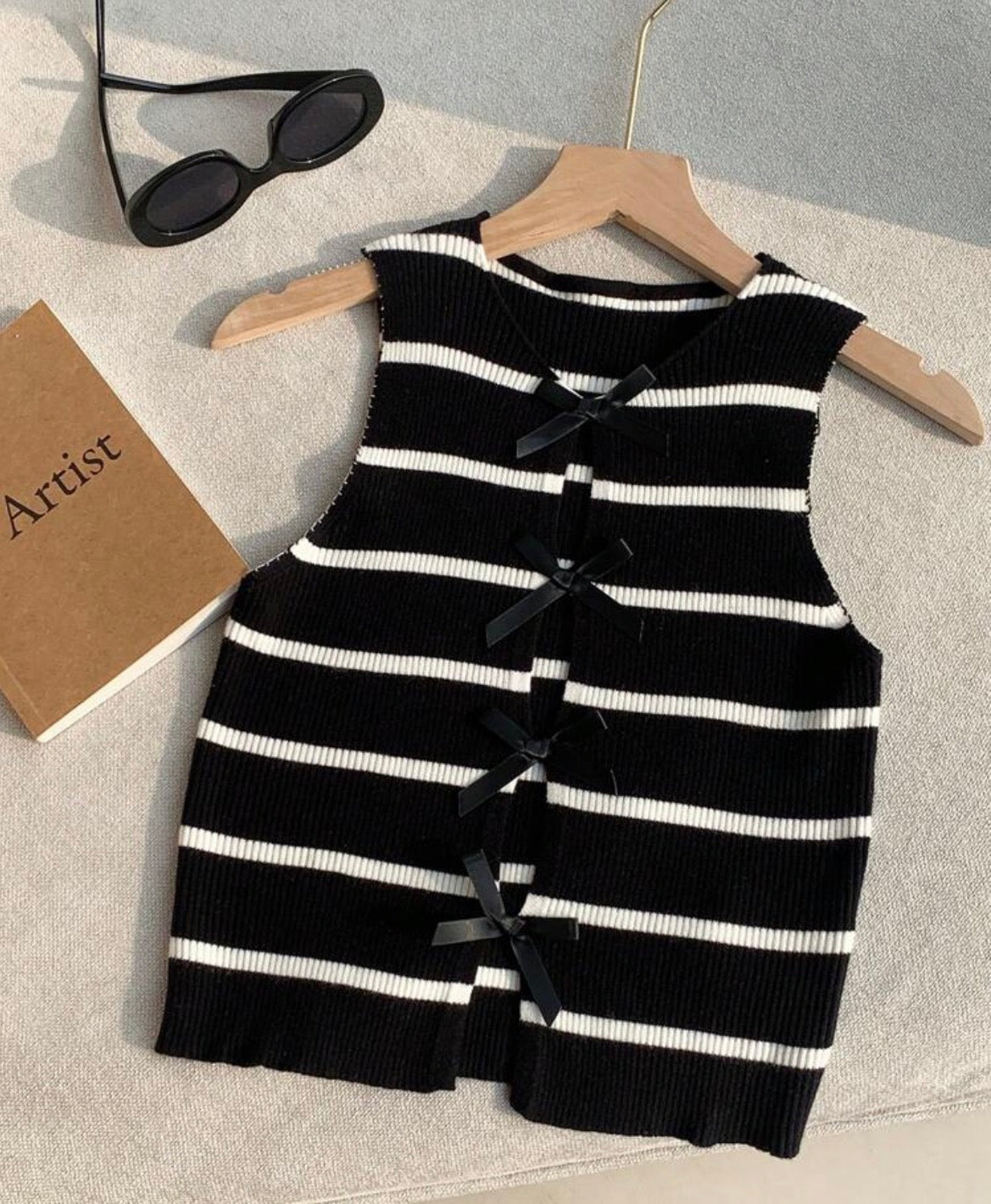 Blusa con moñitos