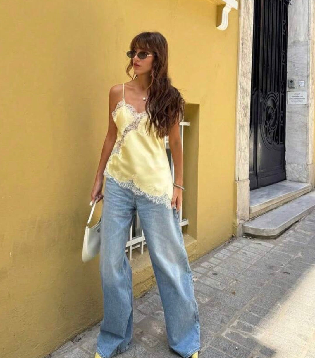 Blusa con encaje