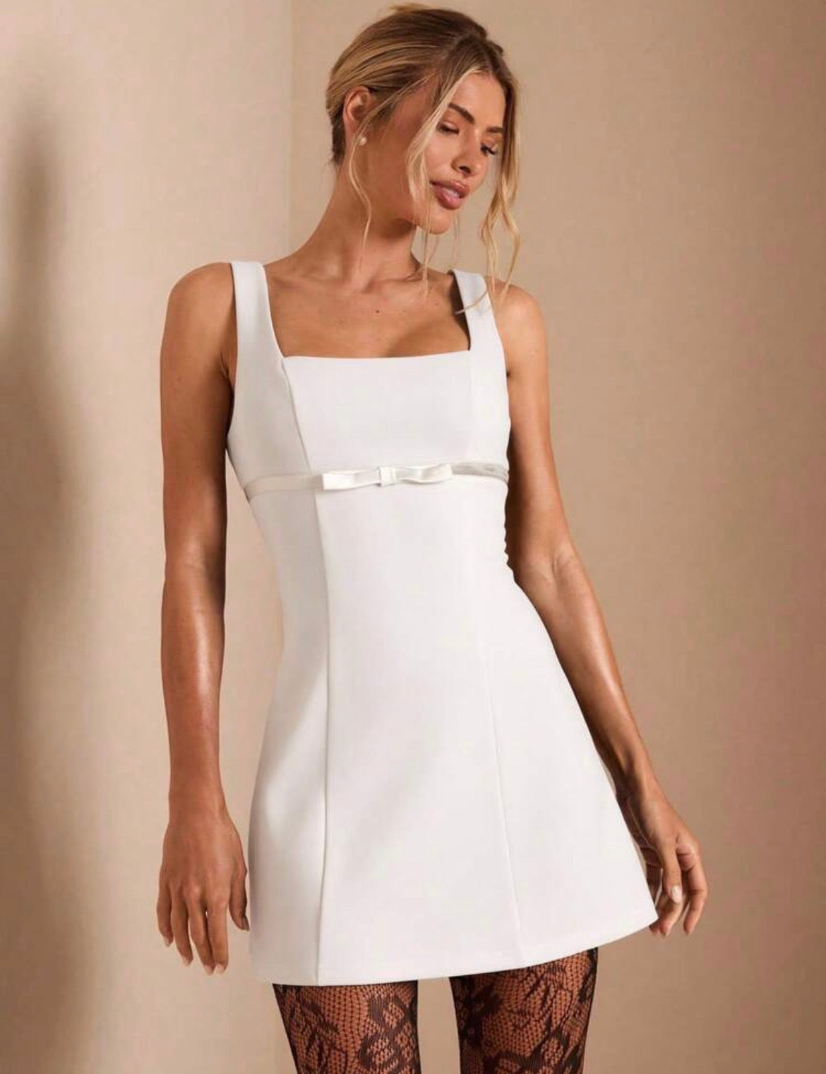 Vestido escote