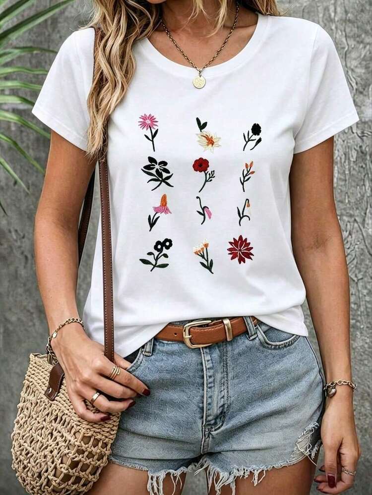 Polera con flores bordadas