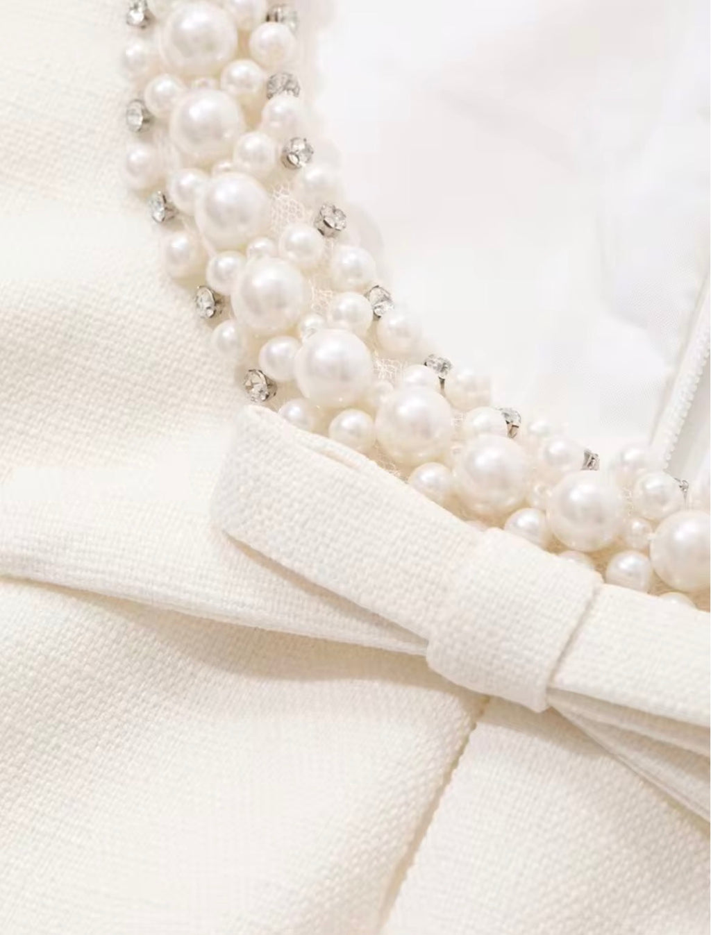 Vestido con perlas